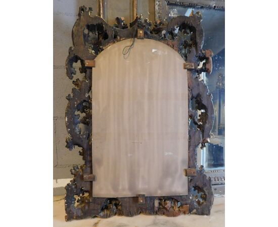 specc345 - gilded mirror, eighteenth century, origin Italy, size cm l 51 xh 72     