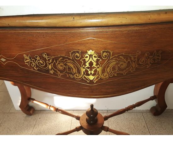 Console in rosewood     