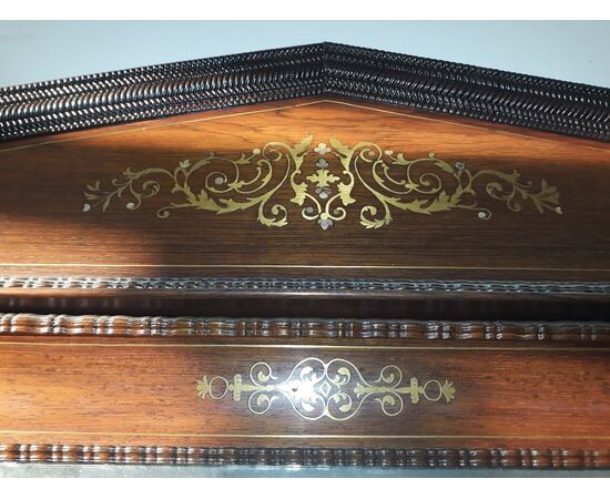 Console in rosewood     