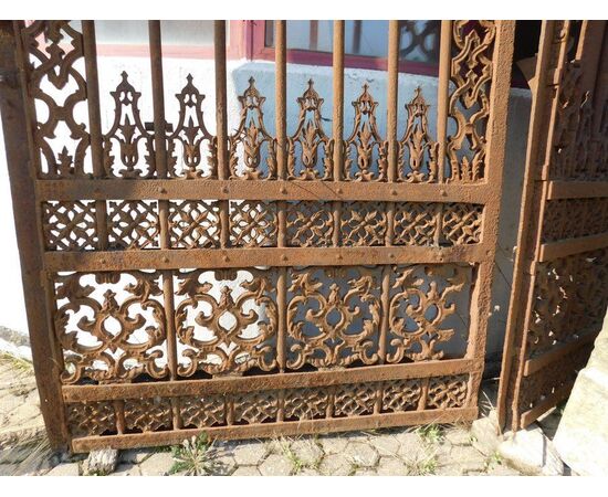 dars153 iron gate and cast iron 800