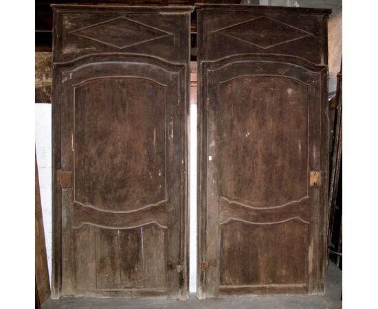 pts514 2 doors Baroque in original patina, mis. h 258 cm x width. 125 cm