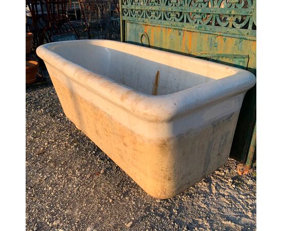 Antica vasca in terracotta smaltata