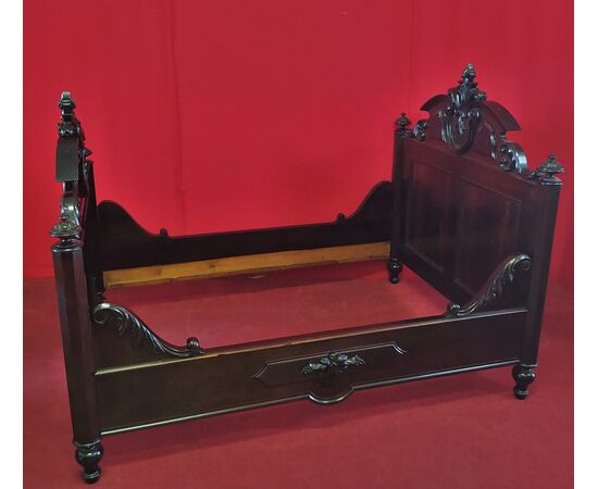 Rosewood bed one and a half square