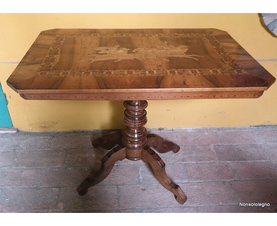 Particular and precious Rolo inlaid rectangular table     