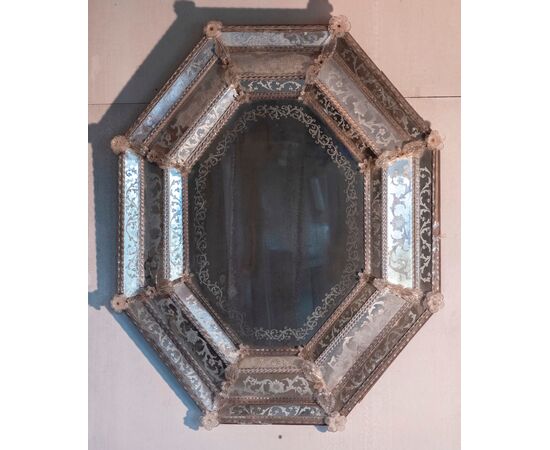 Venezia, Murano, Fine XVIII Secolo - Inzio XIX Secolo, Specchiera ottagonale  Specchio al mercurio e vetro di Murano