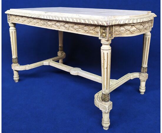 Louis XVI style coffee table in lacquered wood and marble top - Italy 20th century.     