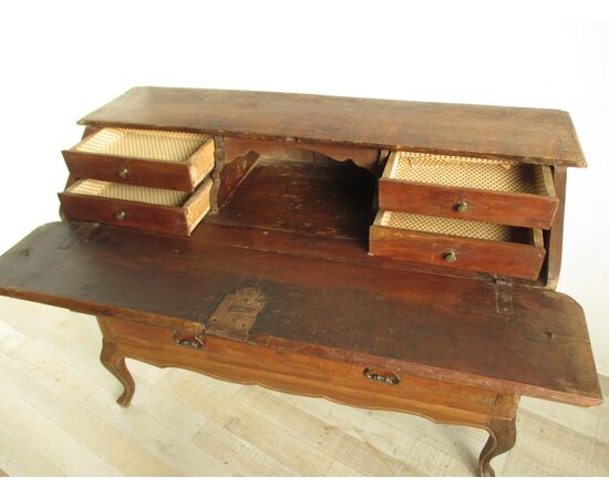 Flap in Piedmont walnut XVIII century eighteenth century bureau - secretaire - desk - very beautiful !!!     