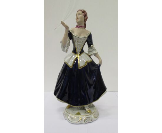 Figurine with porcelain and biscuit - statue - cobalt blue - very elegant!     