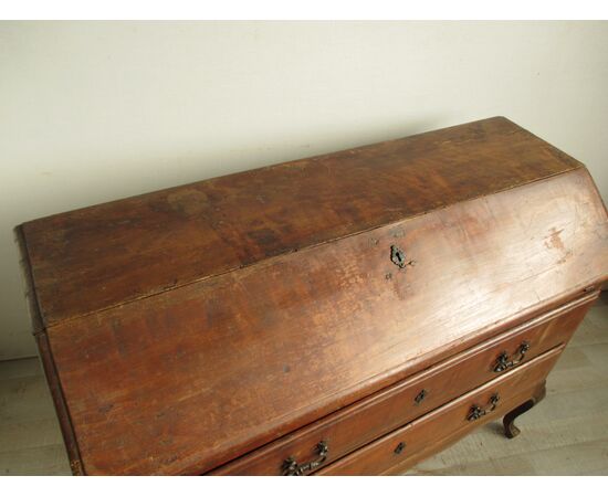 Flap in Piedmont walnut XVIII century eighteenth century bureau - secretaire - desk - very beautiful !!!     