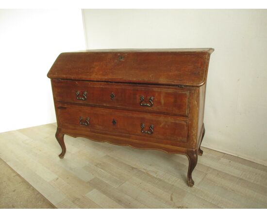 Flap in Piedmont walnut XVIII century eighteenth century bureau - secretaire - desk - very beautiful !!!     