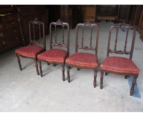 Group of four Louis Lewis chairs in walnut to be restored - half of the 19th century     