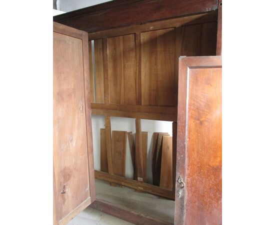 Charles X wardrobe in walnut - three doors - to be restored - interesting size - first half of the 19th century     