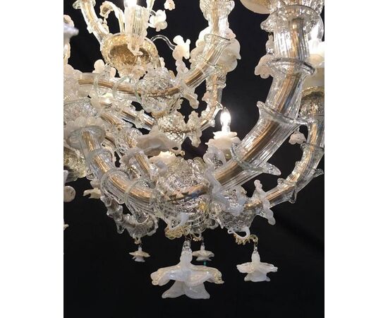 Sumptuous Murano Chandelier Glass Gold Inclusions, 1980s