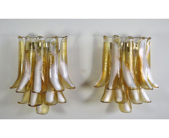 Pair of Italian Petal Murano sconces, Mazzega Style