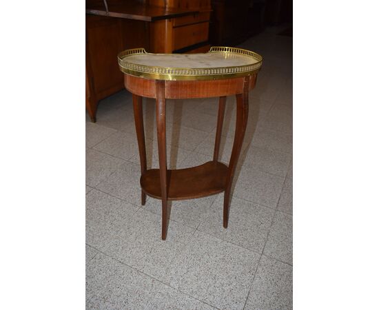 Mahogany coffee table     