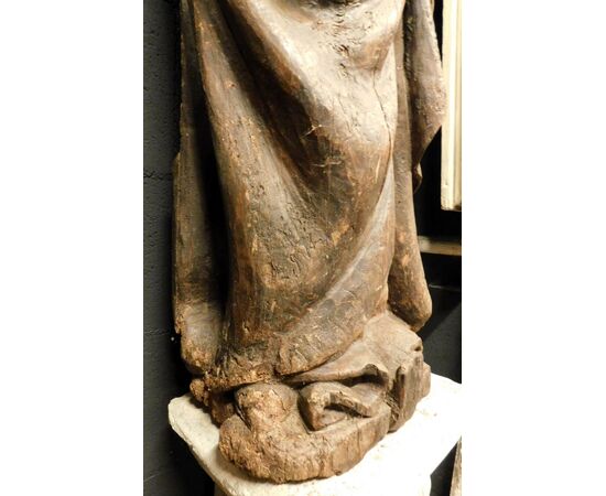 dars461 - carved wooden statue, 17th century, size cm l 35 xh 102 x d. 25     