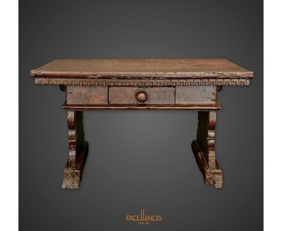 Antico e raro modellino tavolo toscano noce epoca '500