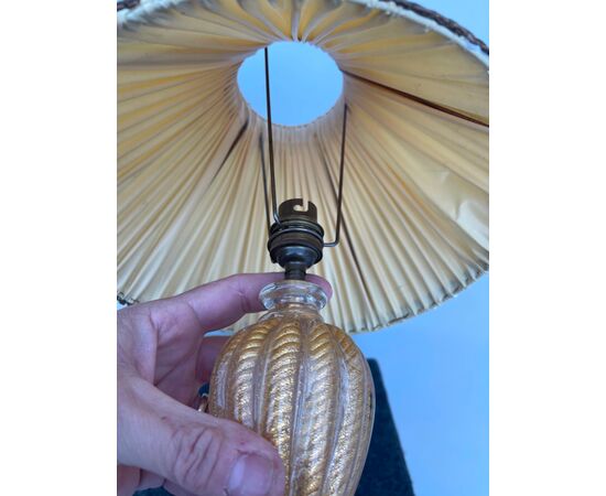 Lampada abat-jour in vetro pesante ‘cordonato oro’.Manifattura Barovier & Toso.Murano.