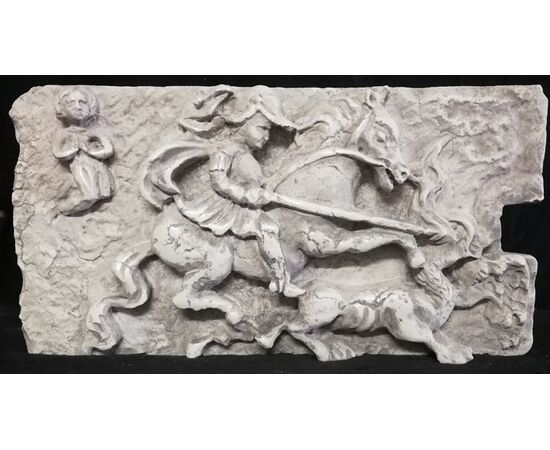 Frammento - San Giorgio ed il Drago - Marmo d'Istria - 19° secolo - Venezia