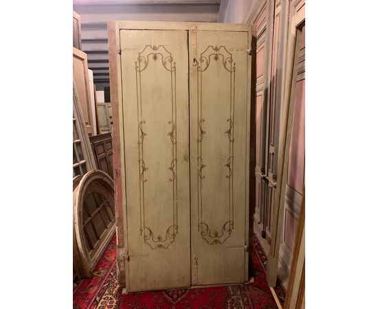 pts757 - n. 3 lacquered doors with frame, 18th century, max size cm l 125 xh 225     