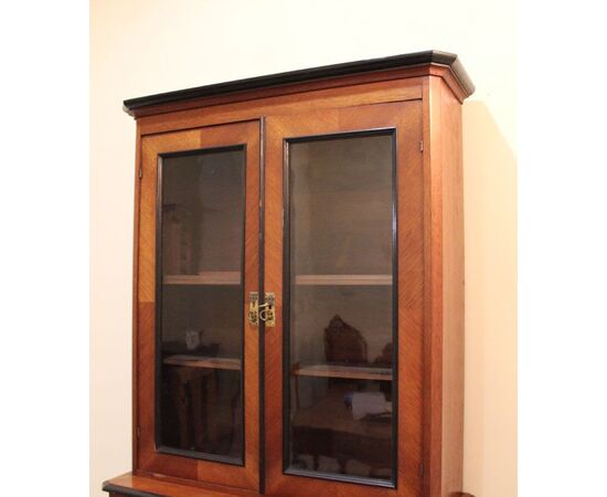 Bookcase in walnut with two doors