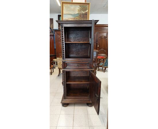 Double body cabinet with one door     