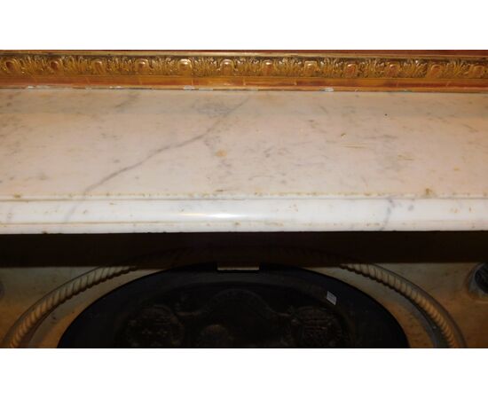 chm714 - camino in marmo di Carrara, ep. '800, mis. cm l 182 x h 130 x p. 40 