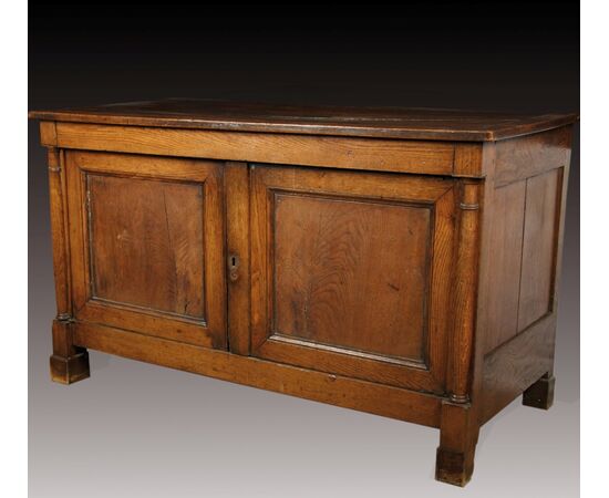 Credenza piemontese in rovere