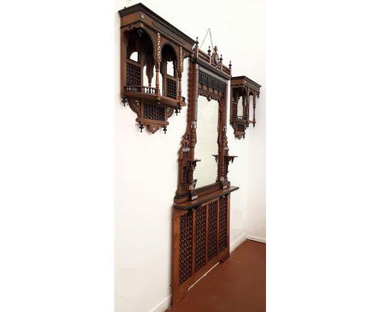 Giuseppe Parvis - Pair of wall units     