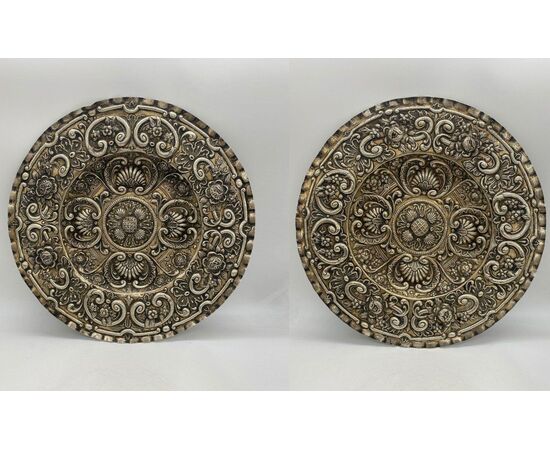 Two Magnificent Spanish Trays In Marked Silver - Salamanca, XVIII °     