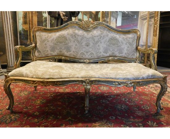 panc113 - lacquered and gilded sofa, 18th century, measuring cm l 162 xh 100 x d. 65     