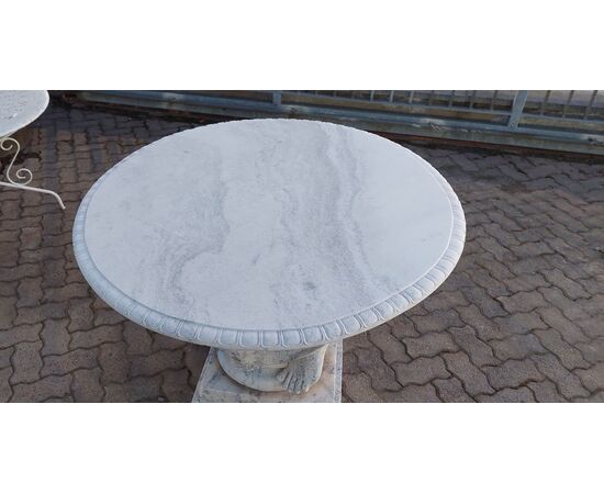 Tavolo rotondo in marmo