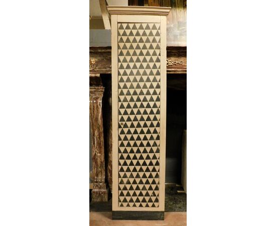 stip230 - lacquered wall cabinet, period &#39;900, max size cm l 58 xh 232     