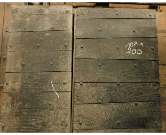 ptir437 - double door nail holder, in chestnut. measures cm l 108 x h200     