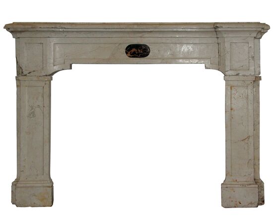 chp343 - &quot;Calacatta&quot; stone fireplace, meas. cm l 182 xh 126 x d. 23     