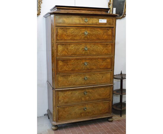 Walnut and briar walnut tallboy Period second half of the 19th century     