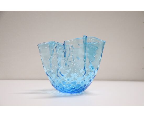 Vintage modern handkerchief vase in artistic Murano glass from the 1950s. NEGOTIABLE PRICE     