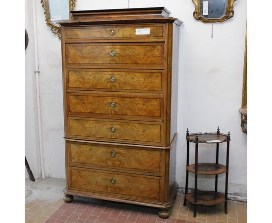 Walnut and briar walnut tallboy Period second half of the 19th century     