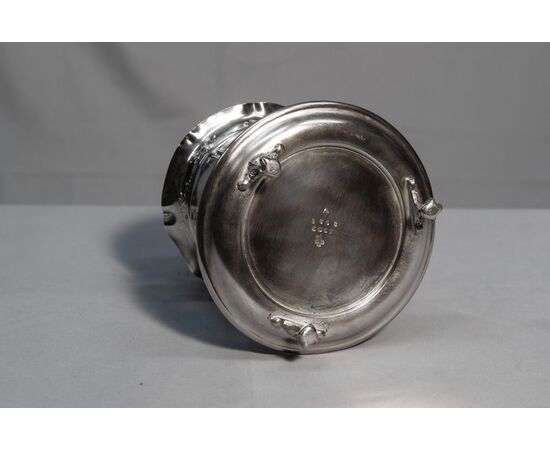 English silverplate tea jar. O / 7590     