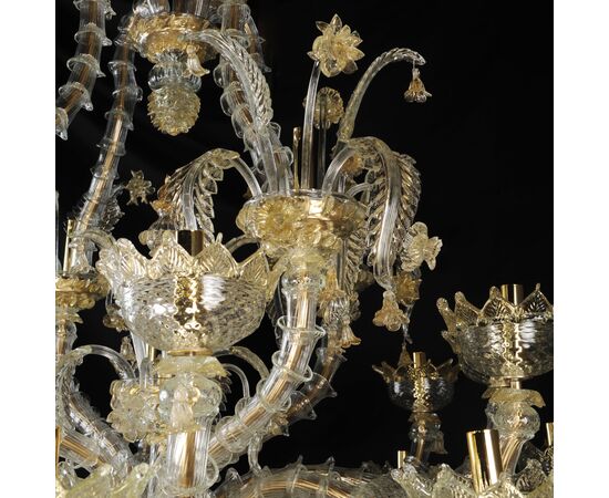 Lampadario in vetro di Murano Cristallo Oro, stile Rezzonico.
