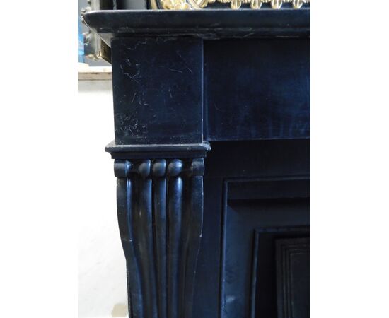 chm726 - antique black marble fireplace, 19th century, cm l 141 xh 106 xp 41     