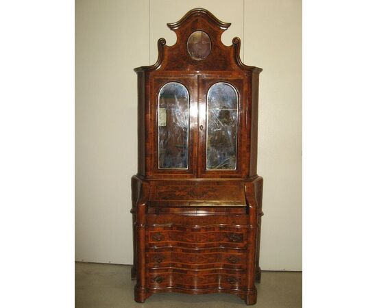 Trumeau / dresser to prominence with a show-style mid &#39;700 performed in the years 1930/50. Art. 1477