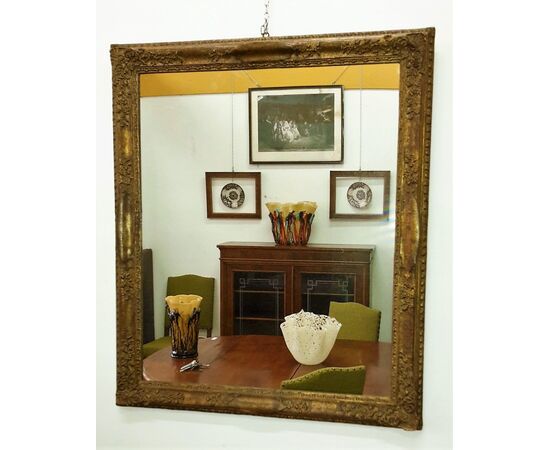 Mirror in wood and gilded plaster