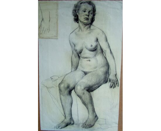 Naked woman sitting     