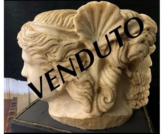Double-faced Janus in Carrara marble from the 18th century     