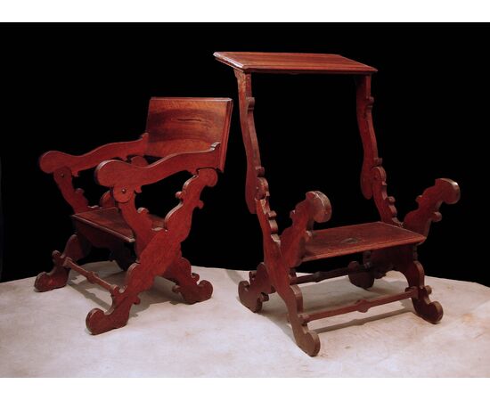 Pair of kneeler-armchairs, Tuscany, 17th century