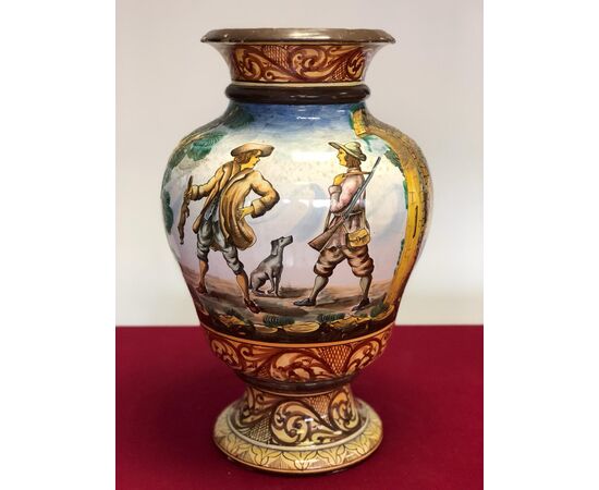 Albissola painted majolica vase.     