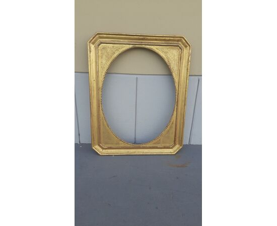 Frame with oval hole