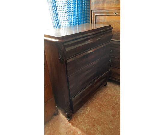 Chest of drawers with 4 moved drawers in mahogany     