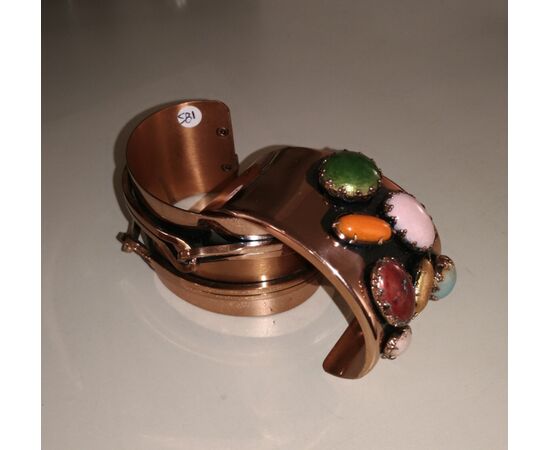 "Matisse Renoir" copper bracelets. Diffe...